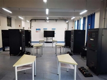 【光伏工程实训基地】<br/>现代电气实训室