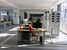 【光伏工程实训基地】<br/>光伏电站运维实训室