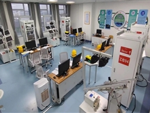 【光伏工程实训基地】<br/>智能微电网实训室